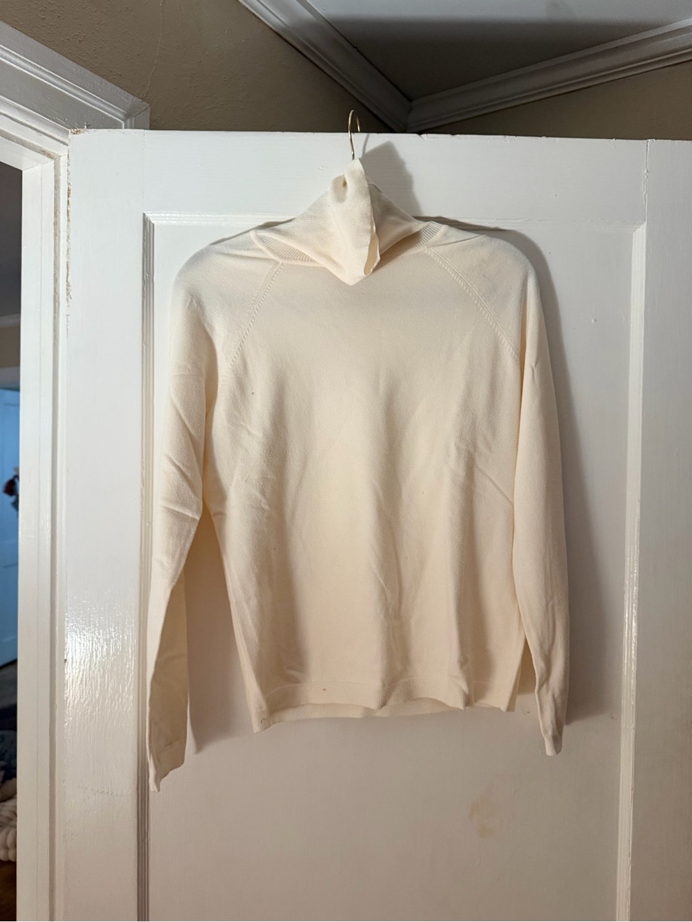 🤍 Talbots Petites Ivory Turtleneck Sweater – Medium Petite 🤍